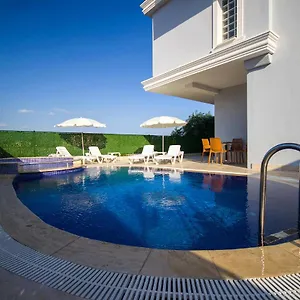 Huma Elite Aparthotel