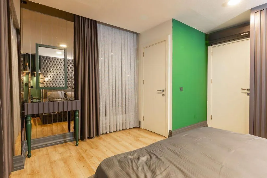 Apartment Denize 200M Sehir Merkezi Bahce Dubleks Antalya Turkey